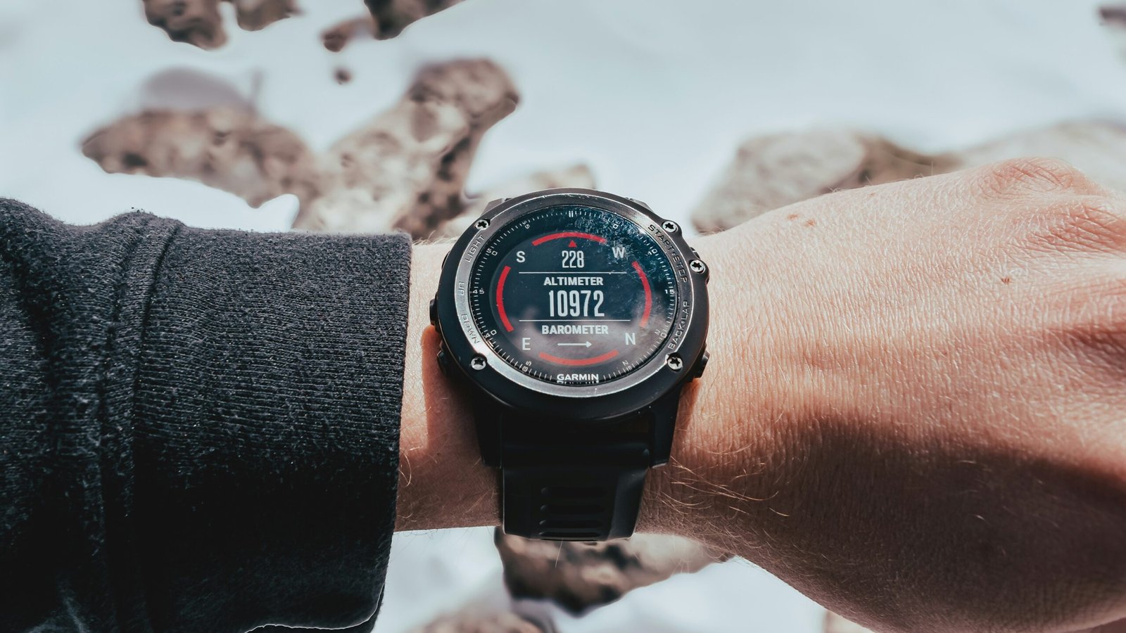 Best Garmin Smartwatch: Garmin Fenix 8 Smartwatch